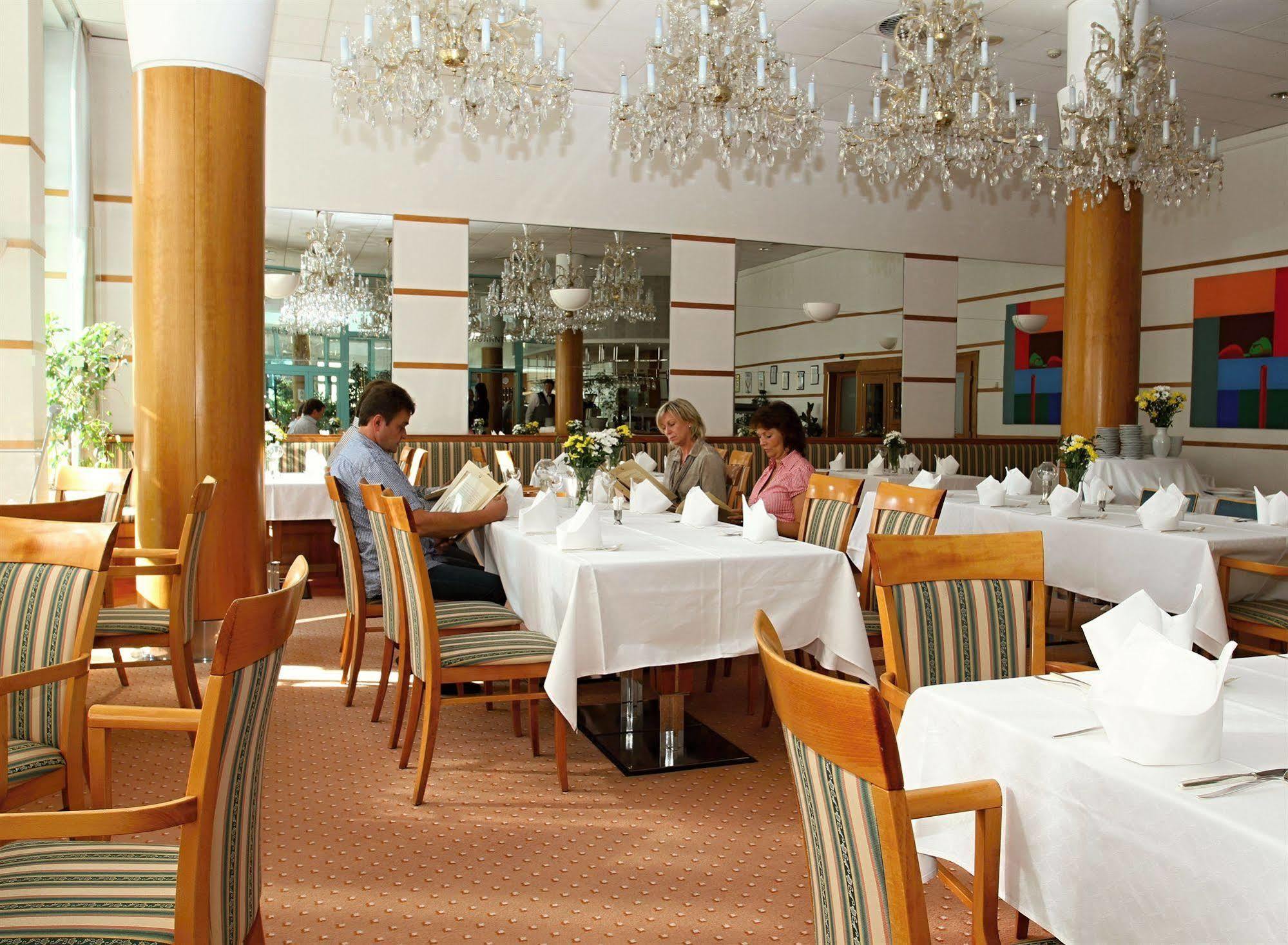Orea Spa Hotel Cristal Marianske Lazne Luaran gambar