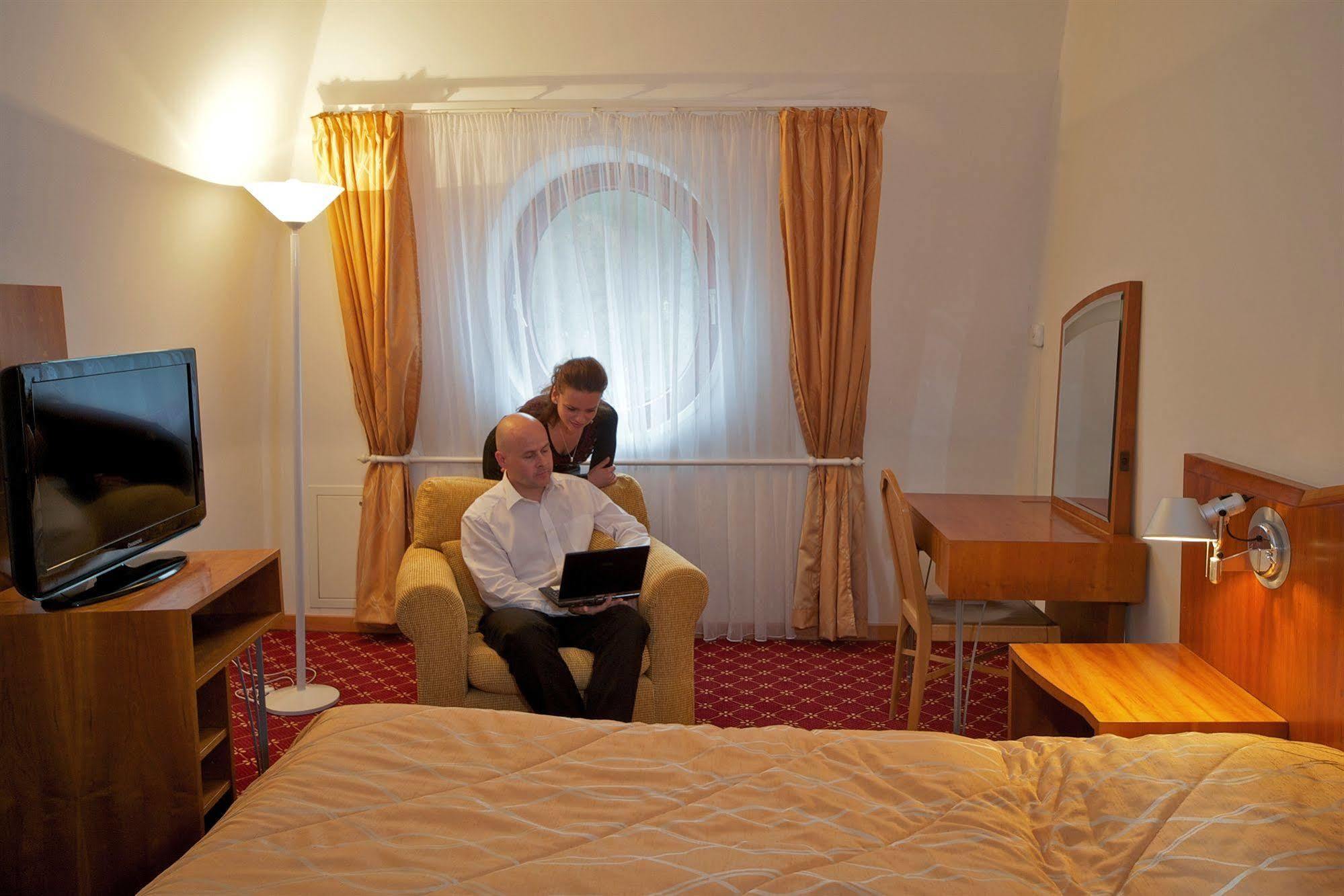 Orea Spa Hotel Cristal Marianske Lazne Luaran gambar